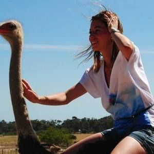 Meet your Posher, Luciana